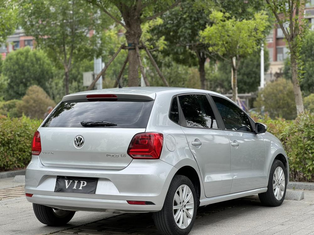 Volkswagen Polo 2015 #6 Volkswagen Polo 2015 car image #6
