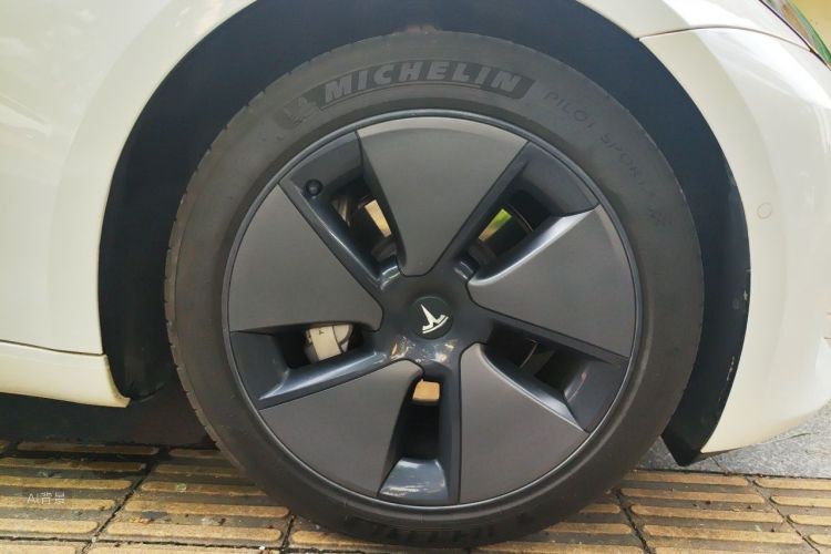Tesla Model 3 2021 #9 Tesla Model 3 2021 immagine di auto #9