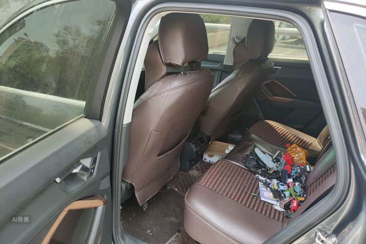 Audi Q3 2021 image de voiture #19