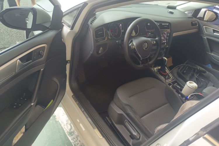 Volkswagen Golf 2019 #9 Volkswagen Golf 2019 car image #9