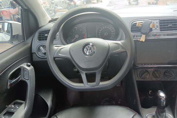 Volkswagen Polo 2018 #12 Volkswagen Polo 2018 car image #12