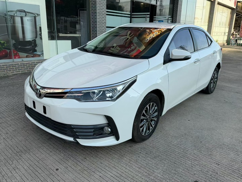 Toyota Corolla 2017 Toyota Corolla 2017 immagine di auto