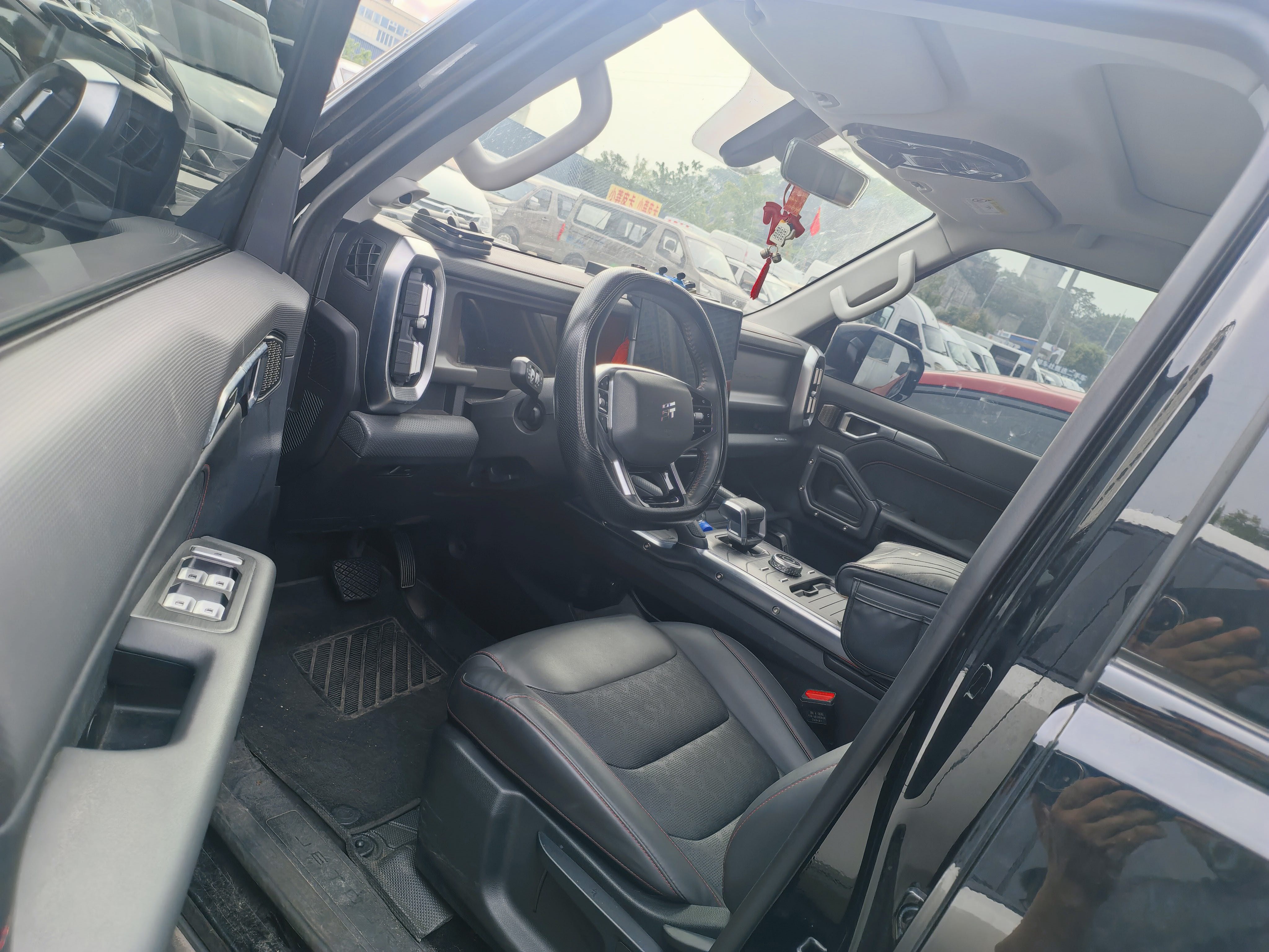 Jetour Traveller 2024 car image #3