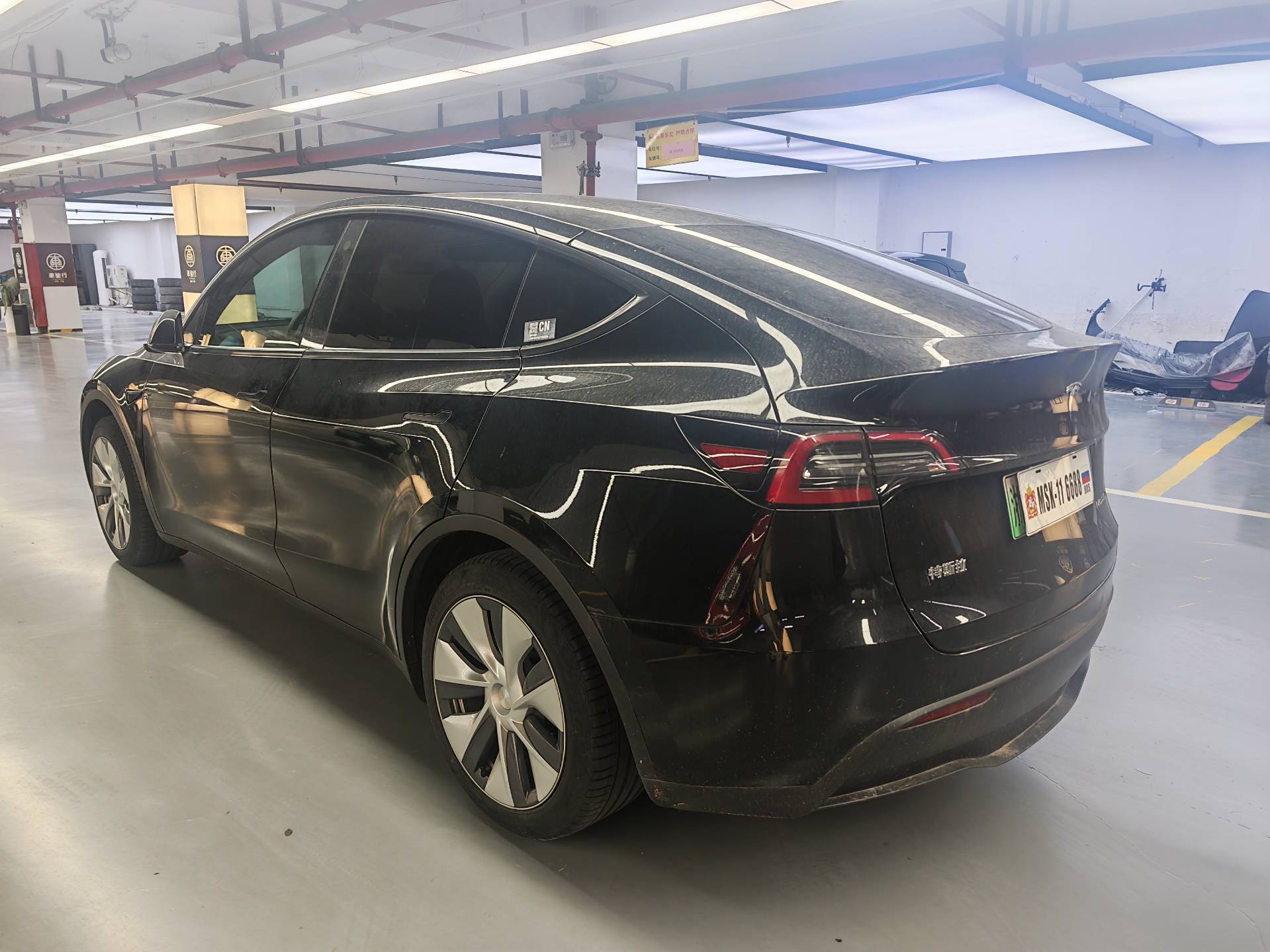Tesla Model Y 2023 #6 Tesla Model Y 2023 صورة سيارة #6
