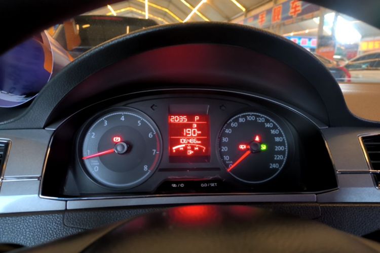 Volkswagen Santana 2018 #12 Volkswagen Santana 2018 car image #12