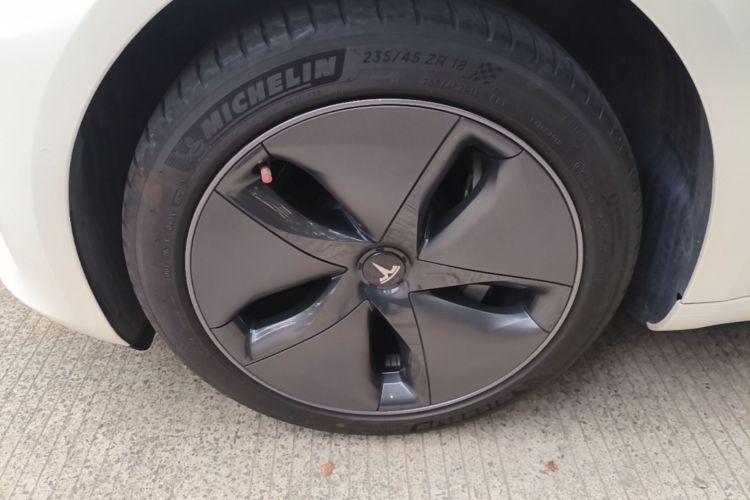 Tesla Model 3 2020 #9 Tesla Model 3 2020 صورة سيارة #9