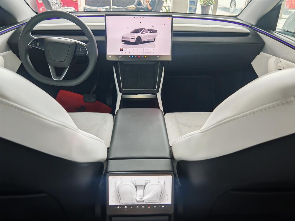 Tesla Model Y 2025 #5 Tesla Model Y 2025 immagine di auto #5