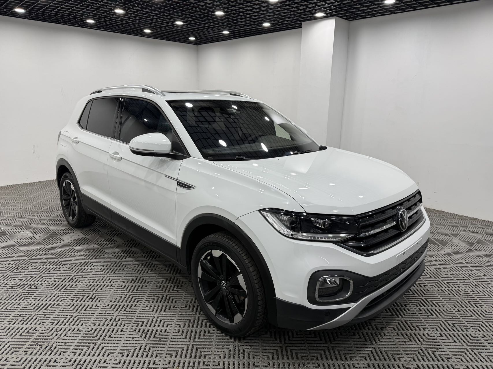 Volkswagen Tacqua 2023 изображение автомобиля #2
