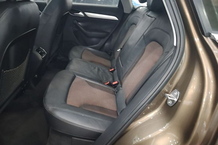 Audi Q3 2016 immagine di auto #17