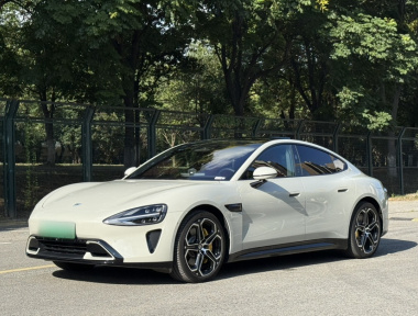 MI SU7 2024 car image 