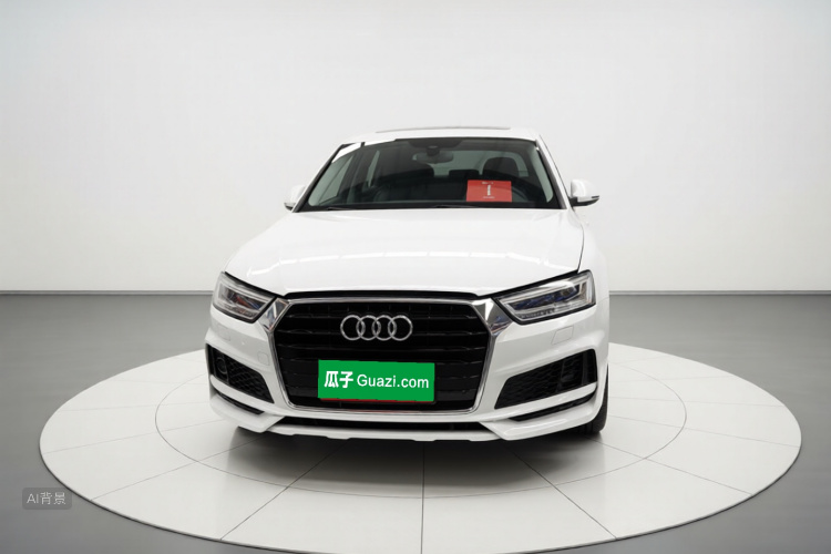Audi Q3 2018 car image #3