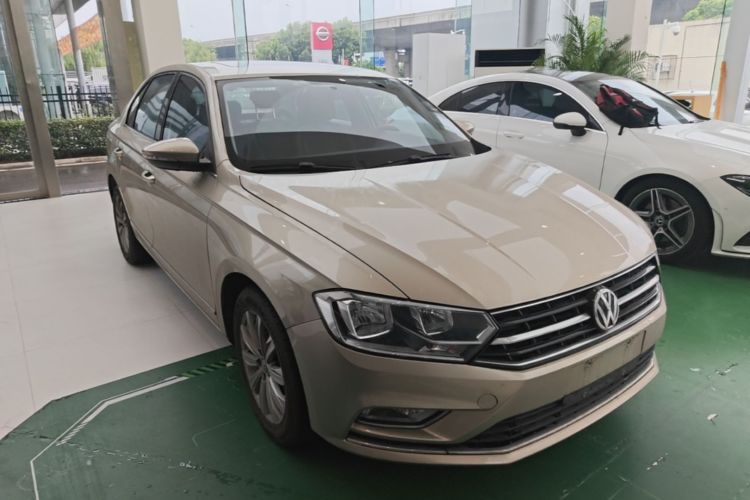 Volkswagen Bora 2017 car image #4