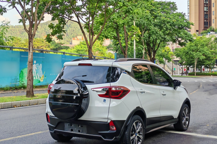 BYD Yuan New Energy 2018 #9 BYD Yuan New Energy 2018 car image #9