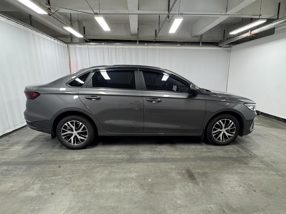 GEELY Emgrand 2025 #8 GEELY Emgrand 2025 car image #8