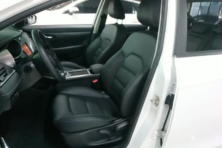 GEELY Emgrand 2021 #15 GEELY Emgrand 2021 imagen de coche #15