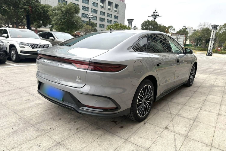 BYD Han 2025 car image #7