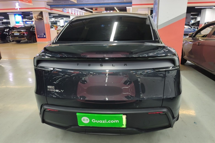 Tesla Model Y 2025 #6 Tesla Model Y 2025 imagen de coche #6