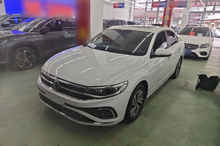 Volkswagen Bora 2023 car image #2