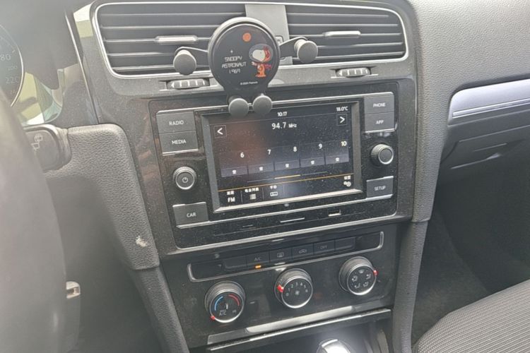 Volkswagen Golf 2018 #13 Volkswagen Golf 2018 car image #13
