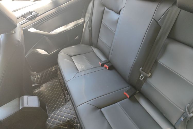 Volkswagen Lavida 2019 car image #17