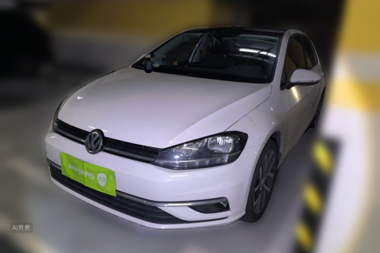 Volkswagen Golf 2020 car image #2
