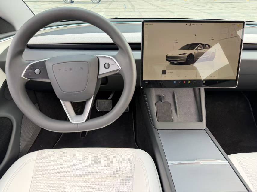 Tesla Model 3 2024 #12 Tesla Model 3 2024 car image #12