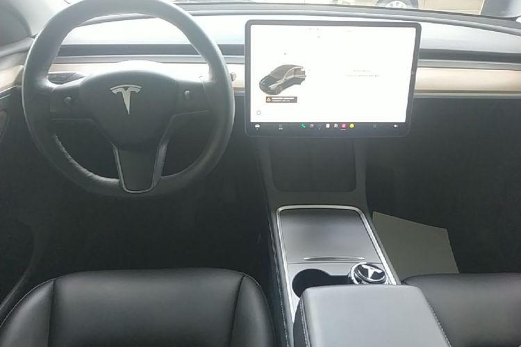 Tesla Model Y 2021 #13 Tesla Model Y 2021 immagine di auto #13