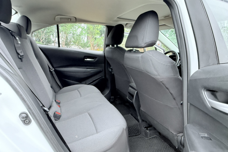 Toyota Corolla 2019 #12 Toyota Corolla 2019 car image #12