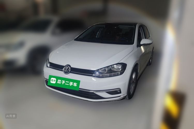 Volkswagen Golf 2020 car image #2