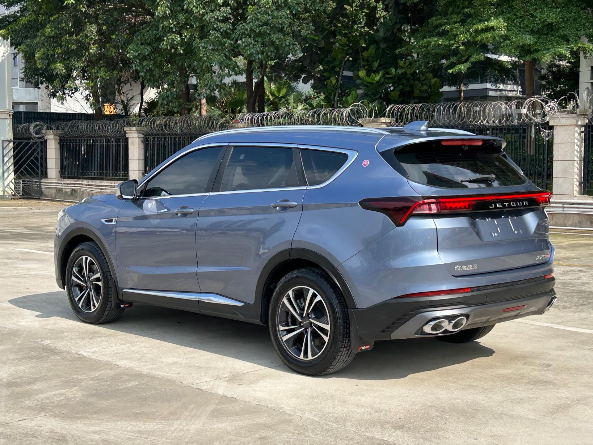 Jetour X70 PLUS 2022 image de voiture #4