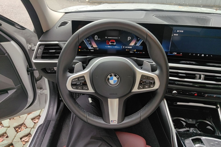BMW 3 Series 2024 car image #11