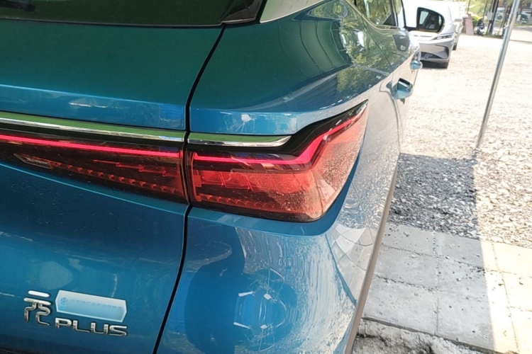 BYD Yuan Plus 2022 immagine di auto #8