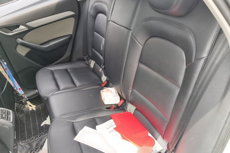 Audi Q3 2015 #14 Audi Q3 2015 car image #14