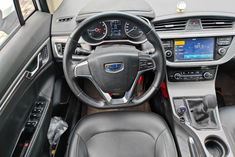 GEELY Emgrand GS 2017 #12 GEELY Emgrand GS 2017 car image #12