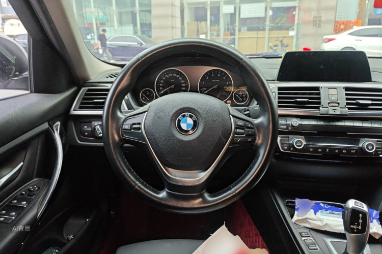 BMW 3 Series 2018 #12 BMW 3 Series 2018 car image #12