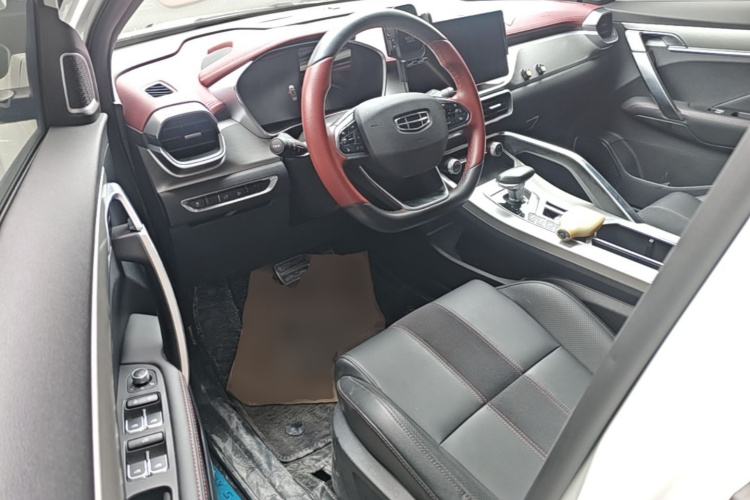 GEELY Coolray 2021 car image #16