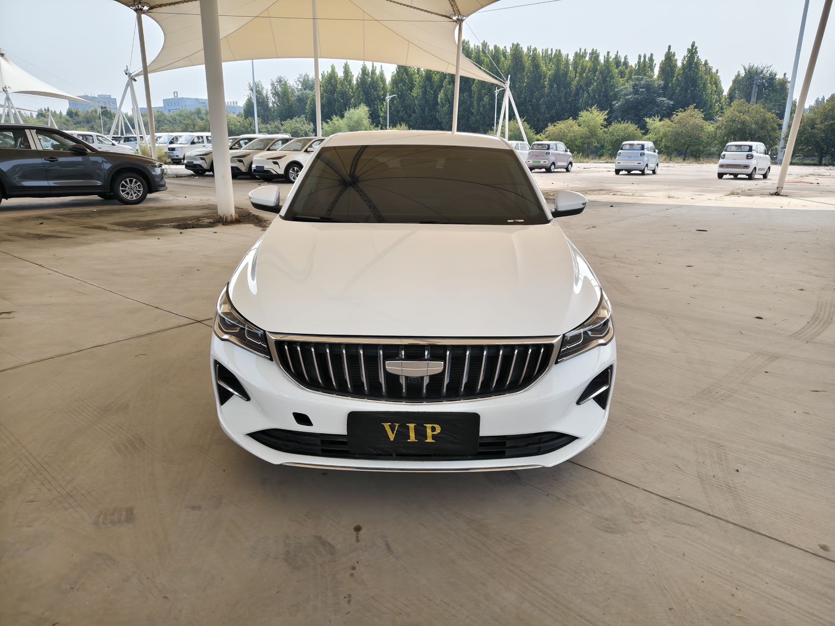 GEELY Emgrand 2025 car image #2