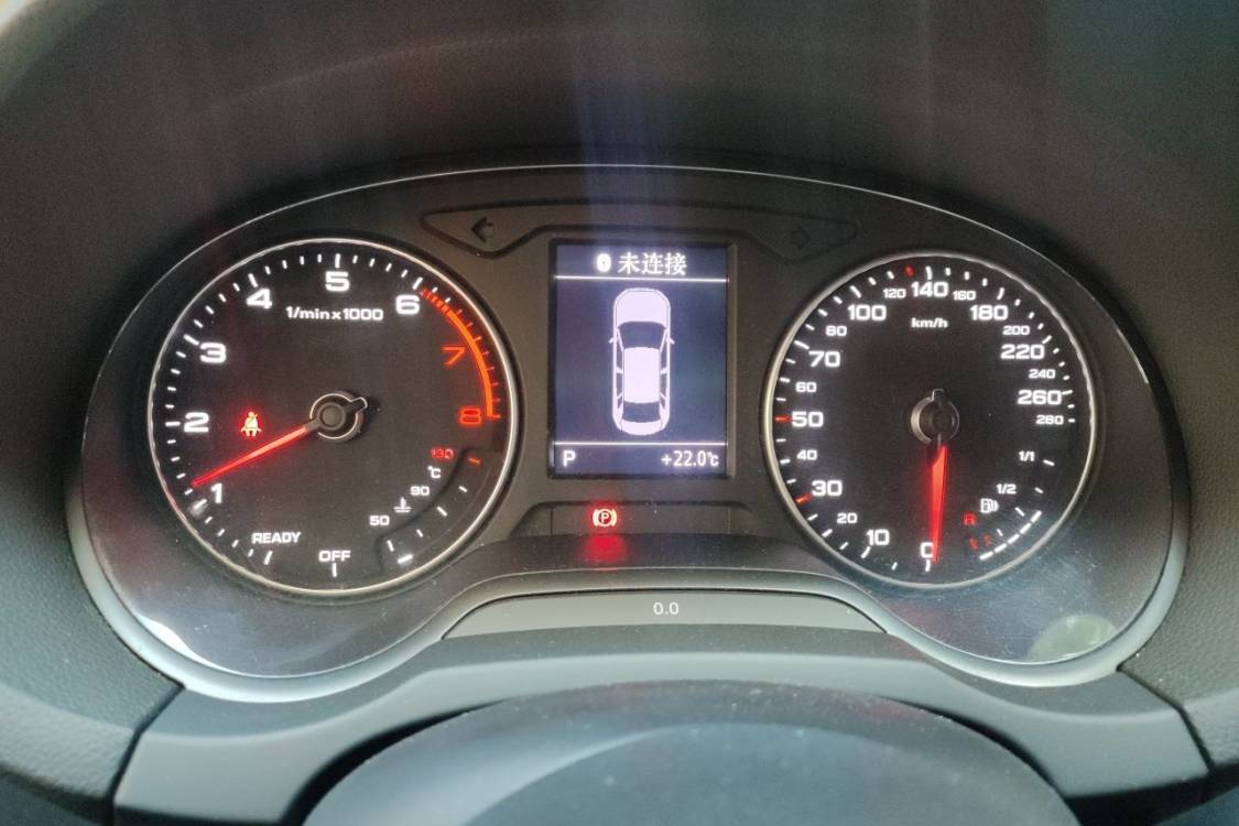 Audi A3 2018 car image #24