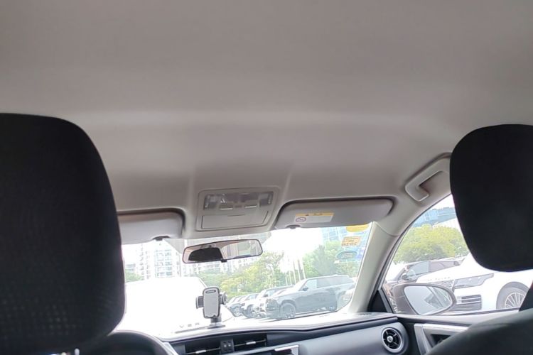 Toyota Corolla 2018 #20 Toyota Corolla 2018 car image #20