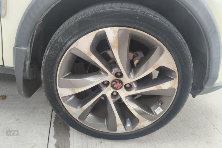 BYD Yuan 2016 #9 BYD Yuan 2016 car image #9