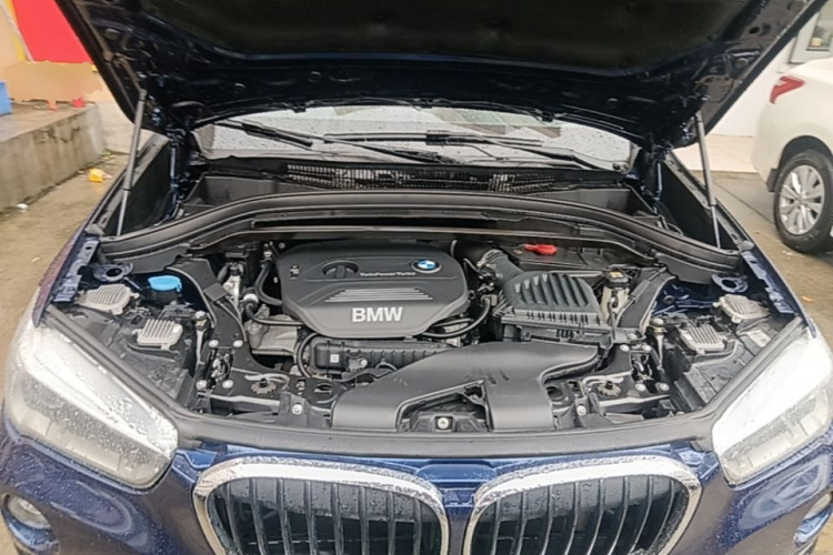 BMW X1 2018 #22 BMW X1 2018 صورة سيارة #22