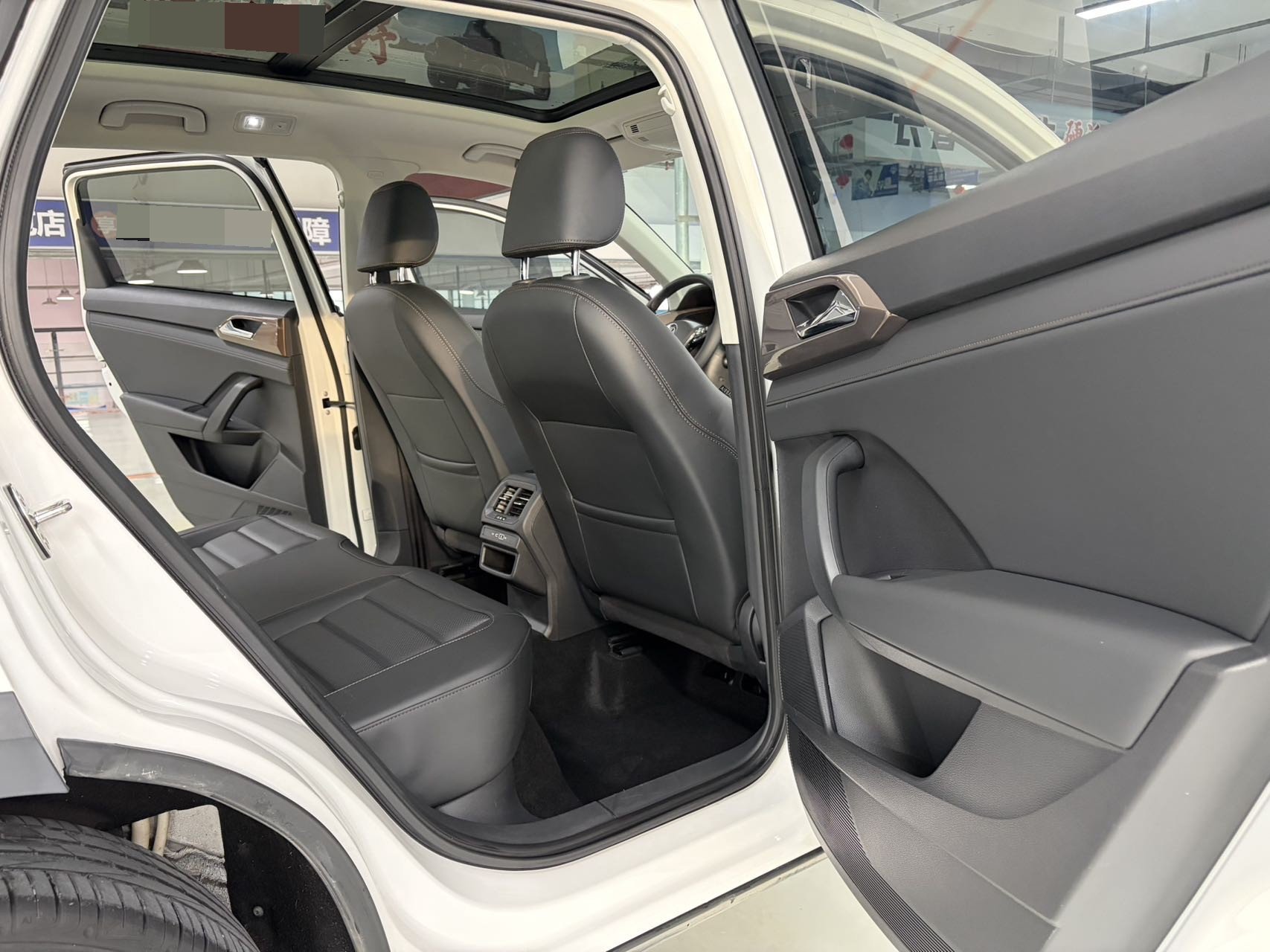 2022 #10 2022 car image #10