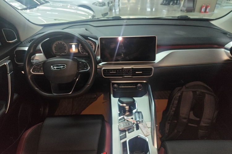 GEELY Coolray 2022 immagine di auto #10
