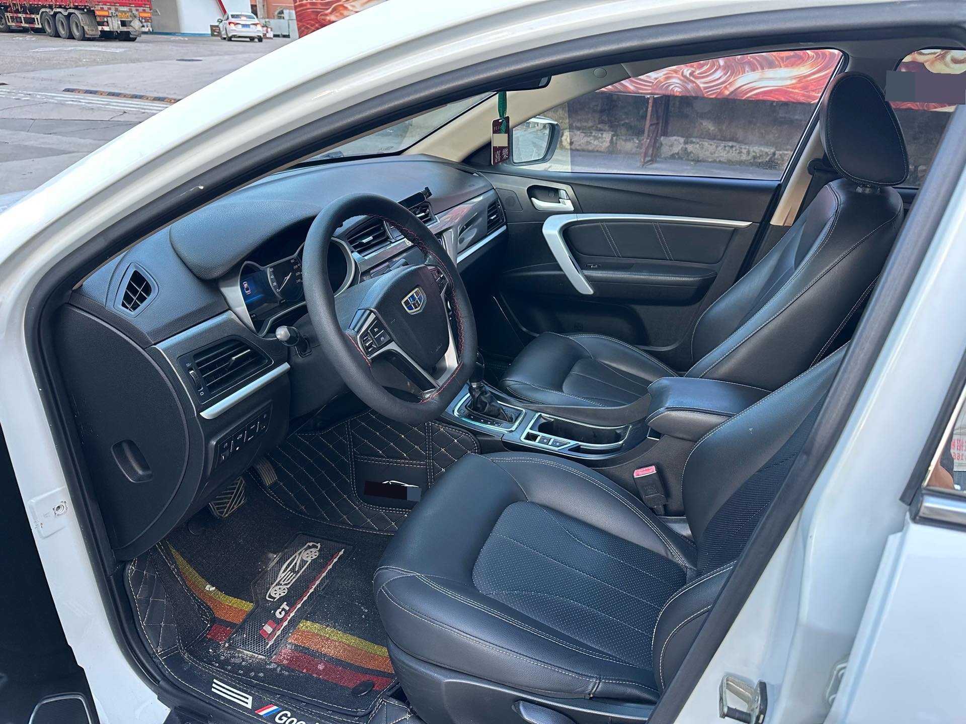 GEELY Emgrand 2017 #4 GEELY Emgrand 2017 car image #4