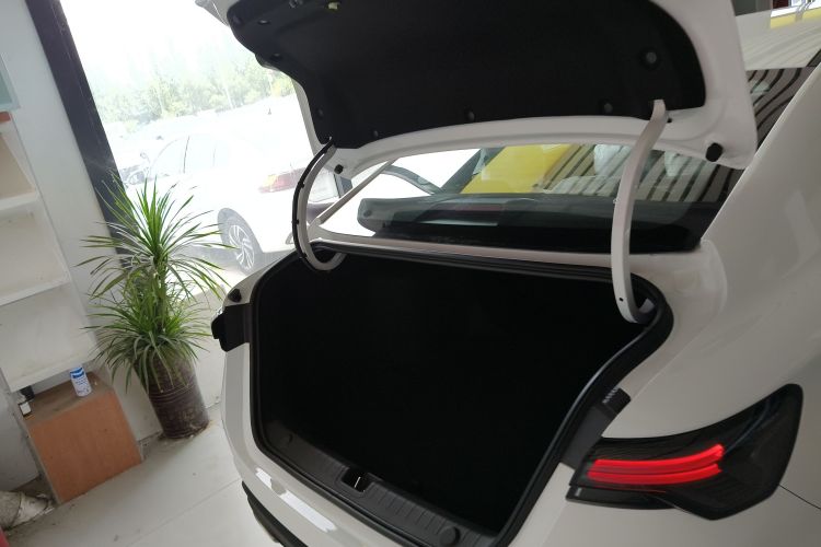GEELY Binray 2026 #21 GEELY Binray 2026 car image #21