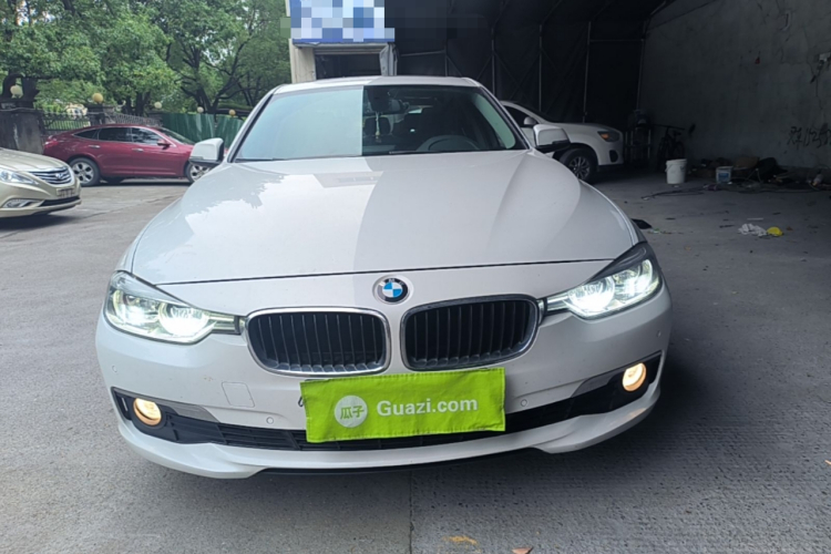 BMW 3 Series 2017 car image #3