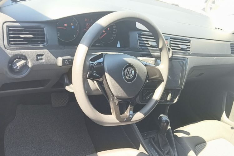 Volkswagen Santana 2019 #10 Volkswagen Santana 2019 car image #10