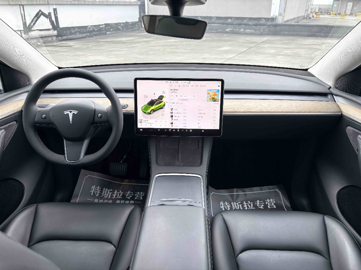 Tesla Model Y 2022 #7 Tesla Model Y 2022 car image #7