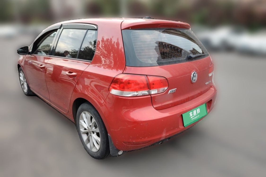 Volkswagen Golf 2011 car image #3