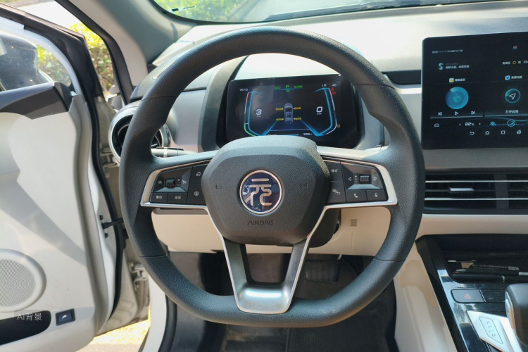 BYD Yuan Pro 2022 #12 BYD Yuan Pro 2022 car image #12